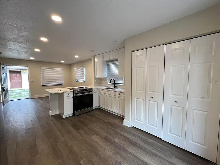 1016 9th Ave NW #A — Photo 3