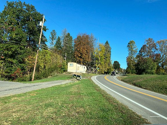 4th image of 643 Old Mill Rd