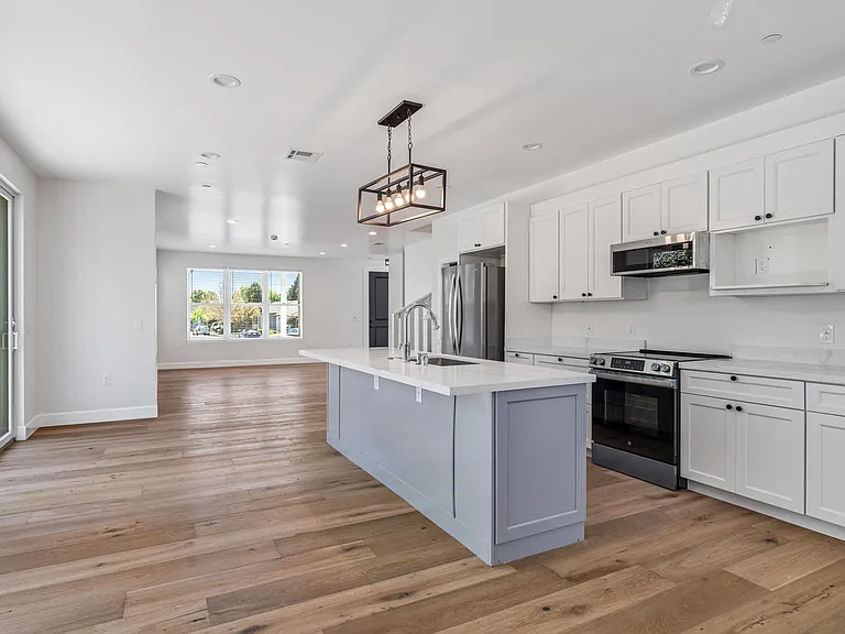 109 Paul Wittke Dr — Photo 6