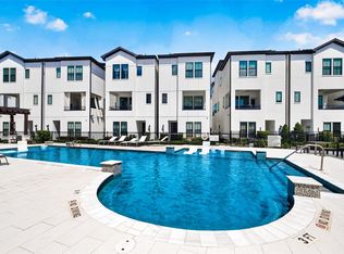 2812 Grand Fountains Dr #F, Houston, TX 77054