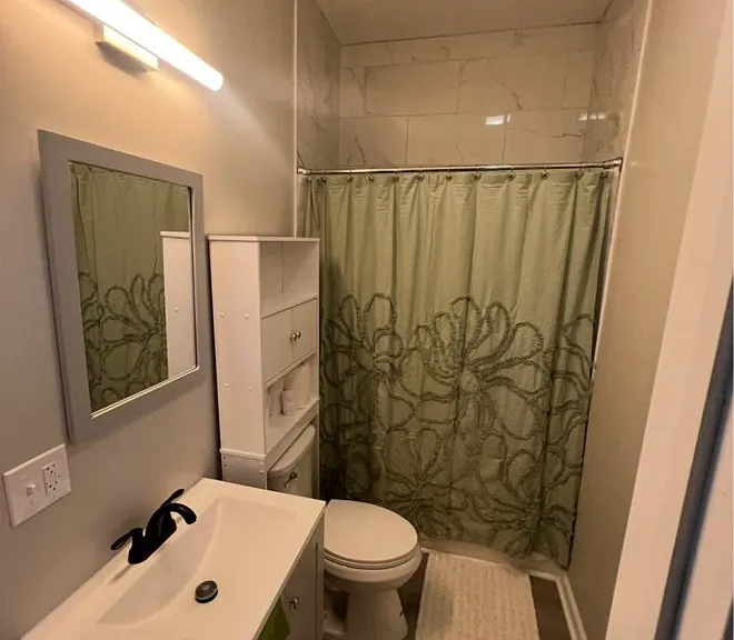 496 W State St #6 — Photo 3
