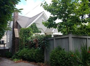 6 Florentia St, Seattle, WA 98109