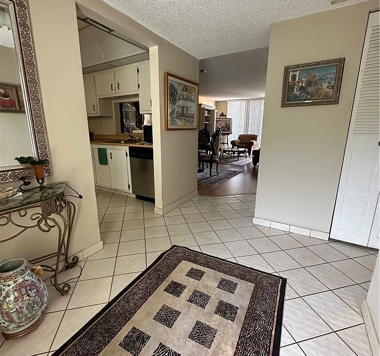 1st image of 1830 N Lauderdale Avenue #4301