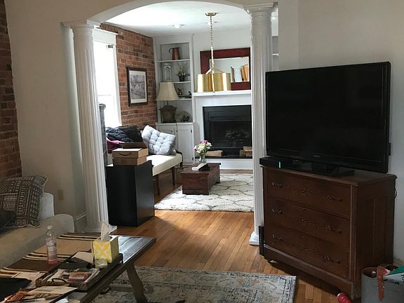 3rd image of 4817 Hanover Ave