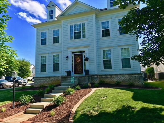 2nd image of 1201 Hearthstone Dr