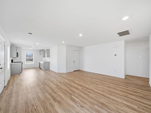 3rd image of 26726 Wilderye Cove Ln