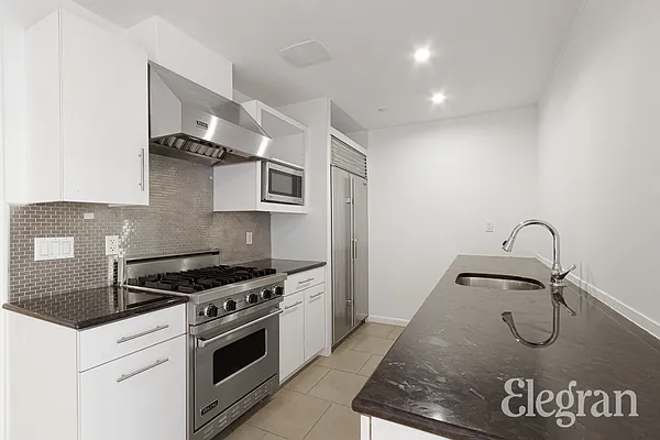 Rented by (Legacy) Elegran | media 5