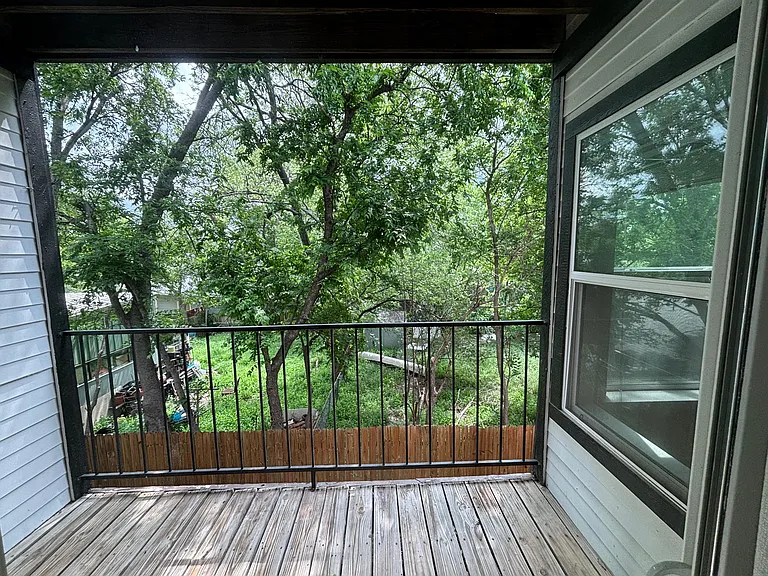 6409 Burns St #204 — Photo 8
