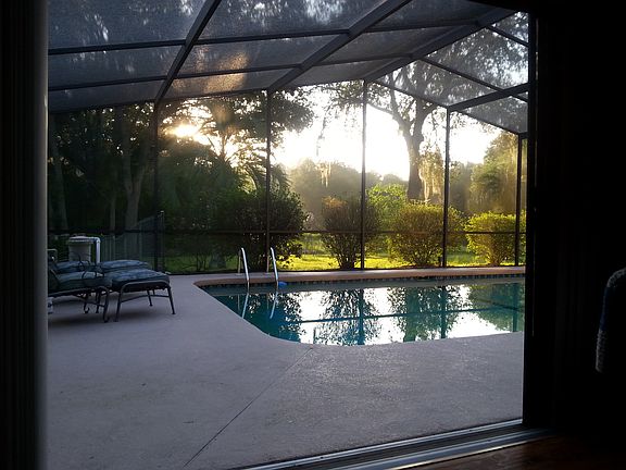4th image of 2322 W Green Ct