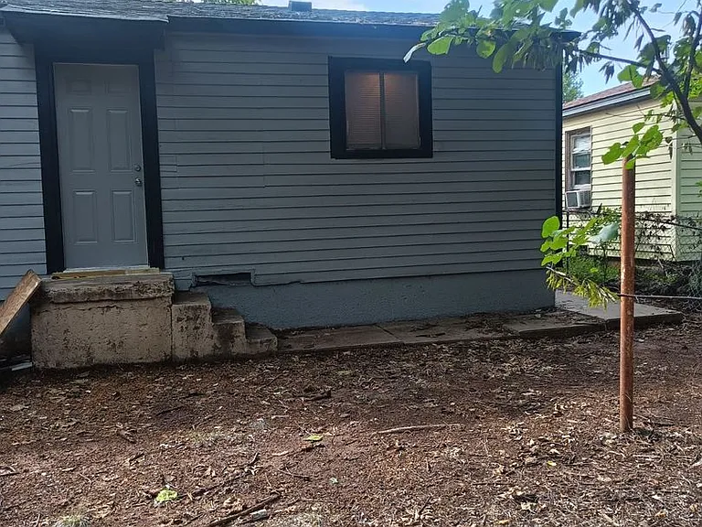 6318 Anderson Dr — Photo 2