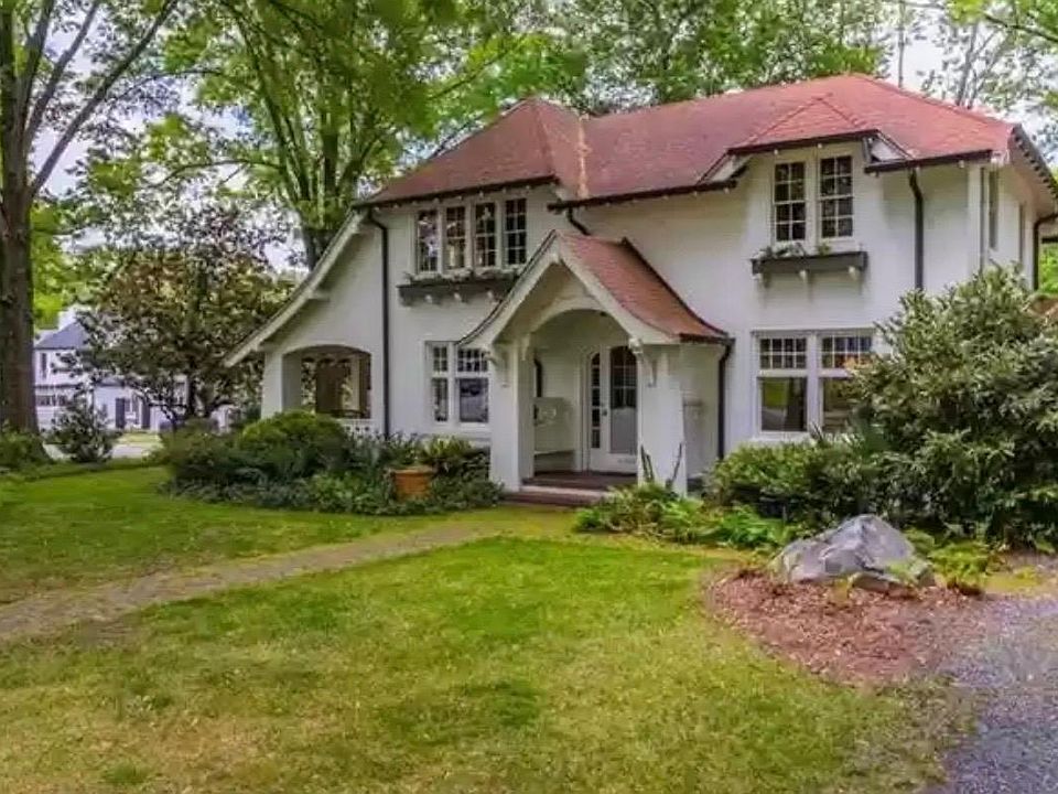 Beautiful European chalet style