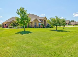 125 Ellis Spring Dr, Weatherford, TX 76085