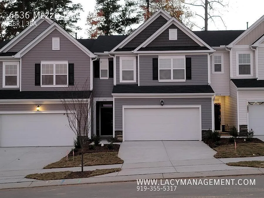 3 bed, 3.0 bath, 1924 sqft, $2,095 — Photo 1