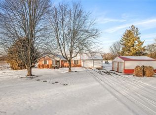 4300 Hallock Young Rd, Newton Falls, OH 44444