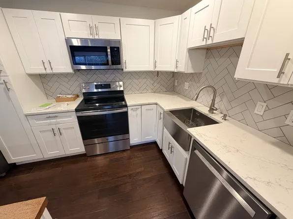 56 Coffey St APT 2, Dorchester, MA 02122