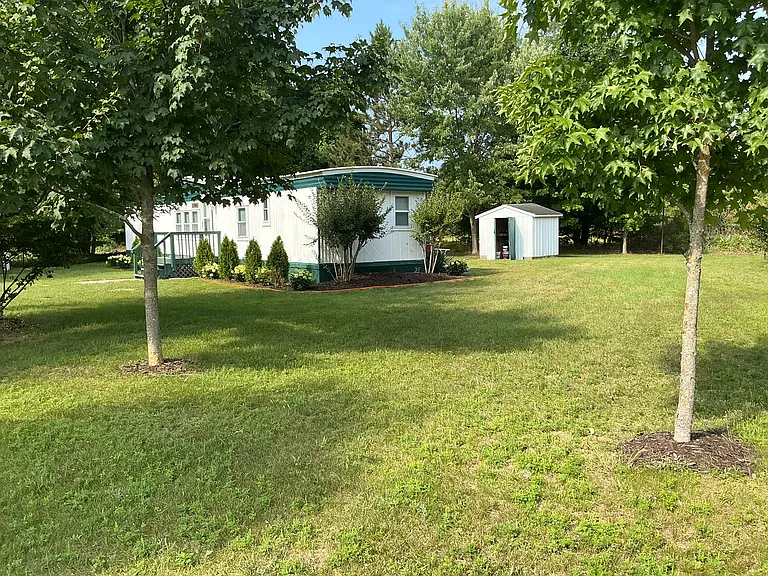 3106 Meadow Woods Dr — Photo 23