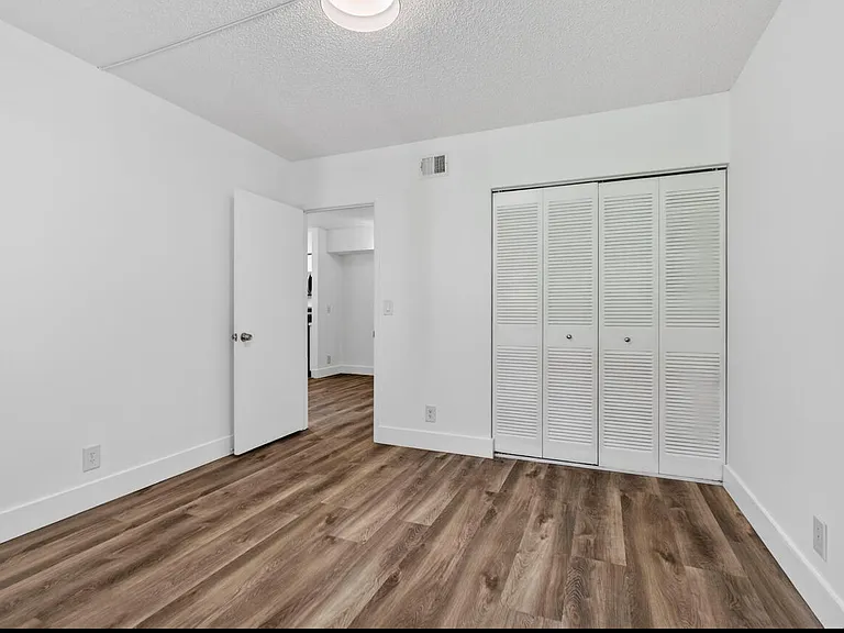 6258 Chasewood Dr #C — Photo 15