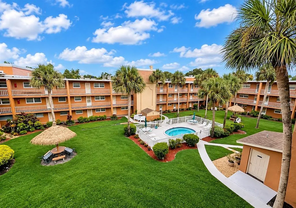 1 bed, 1.0 bath, 747 sqft, $1,750 — Photo 3