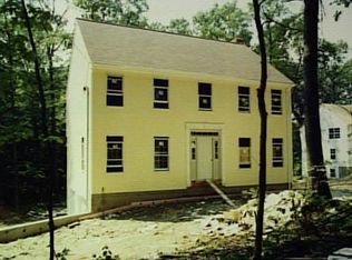 27 Littlebrook, Newtown, CT