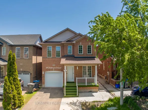 22 Chestermere Cres, Brampton, ON L7A 2E8