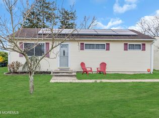 4 Fern Rd, Howell, NJ 07731