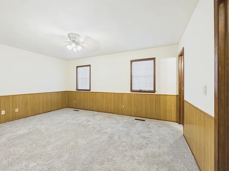 706 Elizabeth Dr — Photo 21