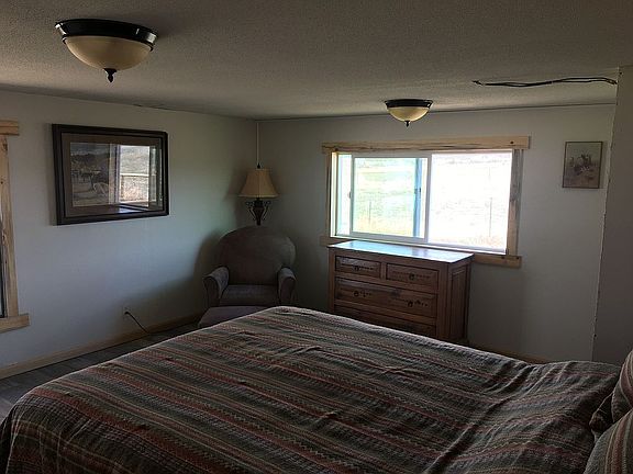 Master bed room 
