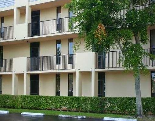1st image of 6410 Coral Lake Dr