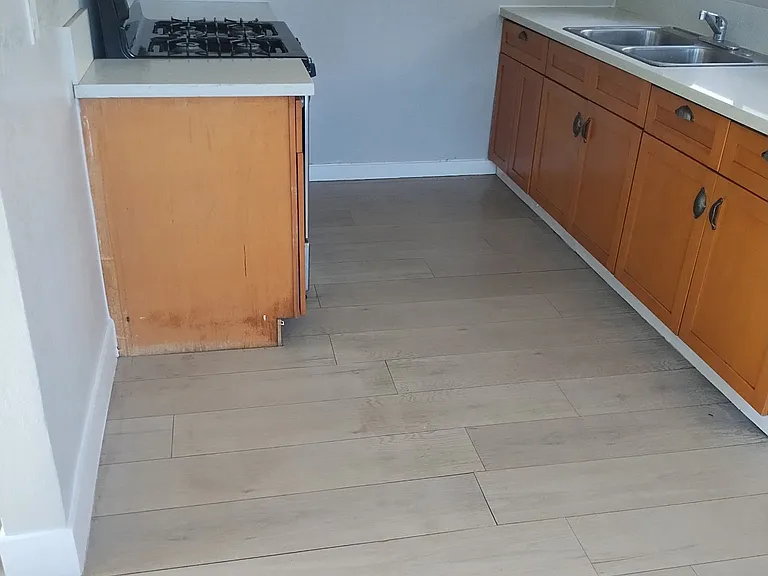 560 W Shamrock St #A — Photo 5