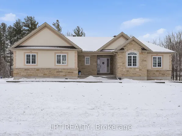 132 Moise Gendron St, Clarence Rockland, ON K0A 1E0