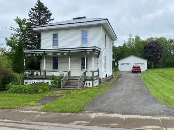 34 State Route 95, Moira, NY 12957