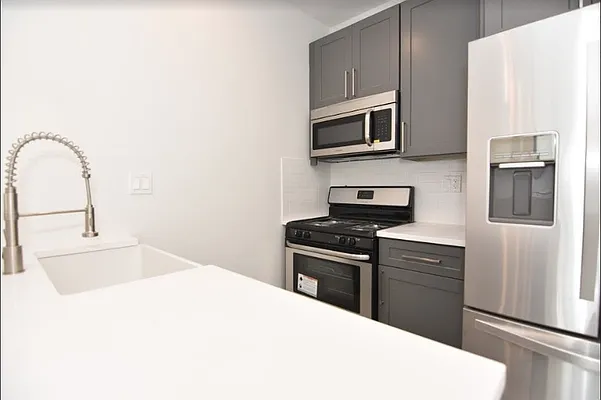 Rented by Elite NY Holdings | media 46