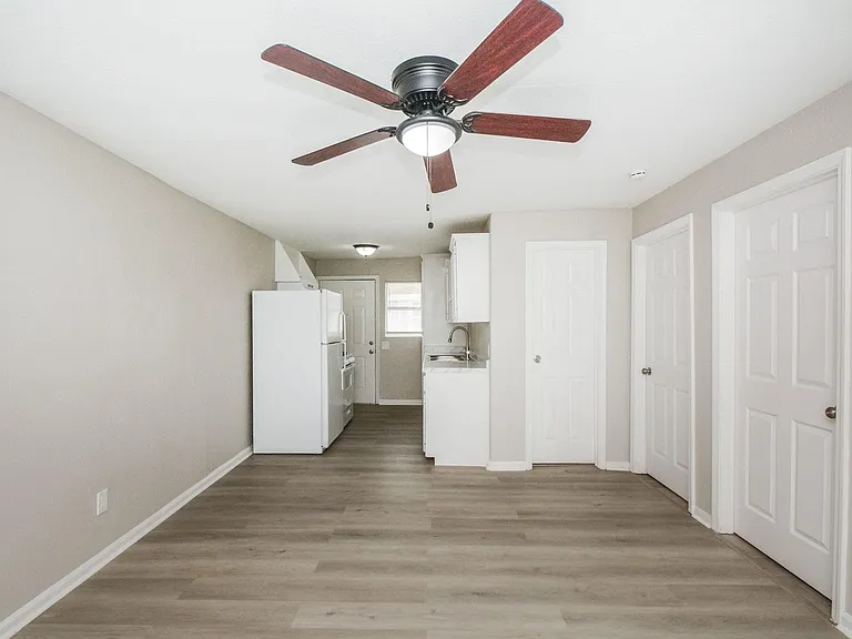 6014 Collingsworth St #2 — Photo 5
