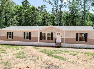 264 Rolling Hills Ln, Munford, AL 36268
