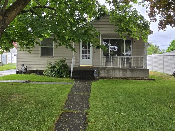 1304 E Hoffman Ave, Spokane, WA 99207