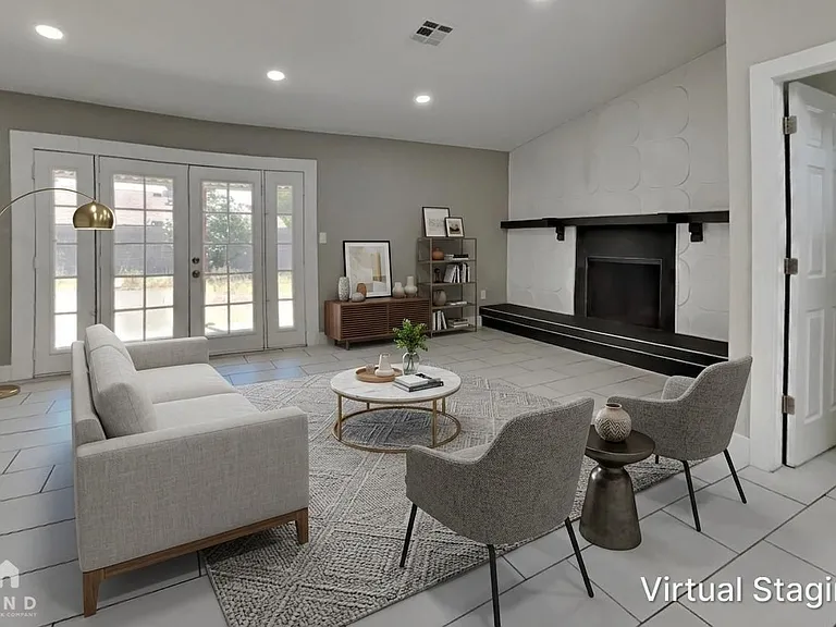 227 W Kerry Ln — Photo 3