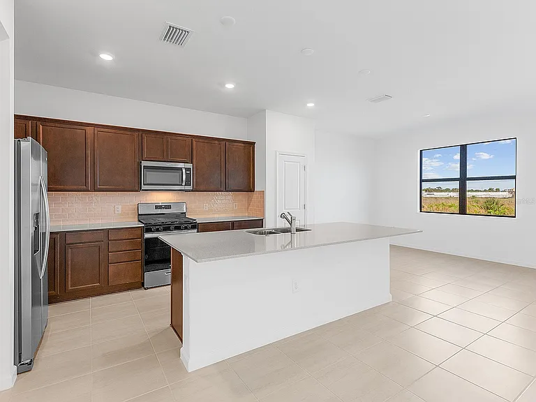 5882 Talon Preserve Dr — Photo 11