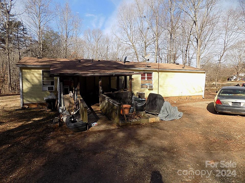 2nd image of 134 Parton Dr