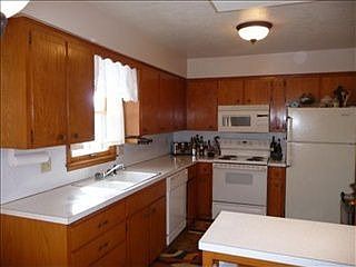 3rd image of 401 Hogan Dr