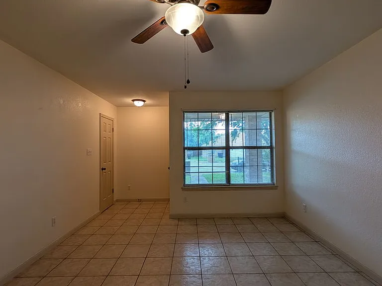 1134 Misty Acres Dr — Photo 5