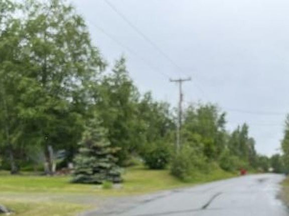 Exterior Neighborhood (street photo)