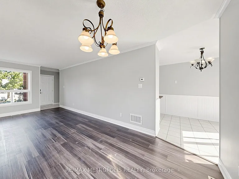 118 Jordan Dr — Photo 12