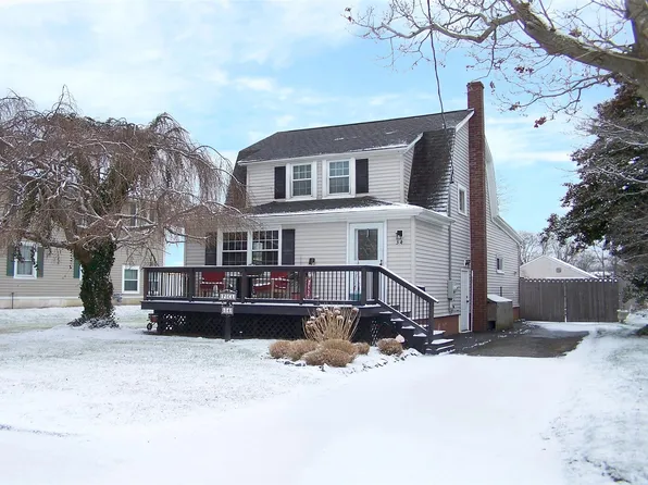 34 Avery Avenue, Patchogue, NY 11772