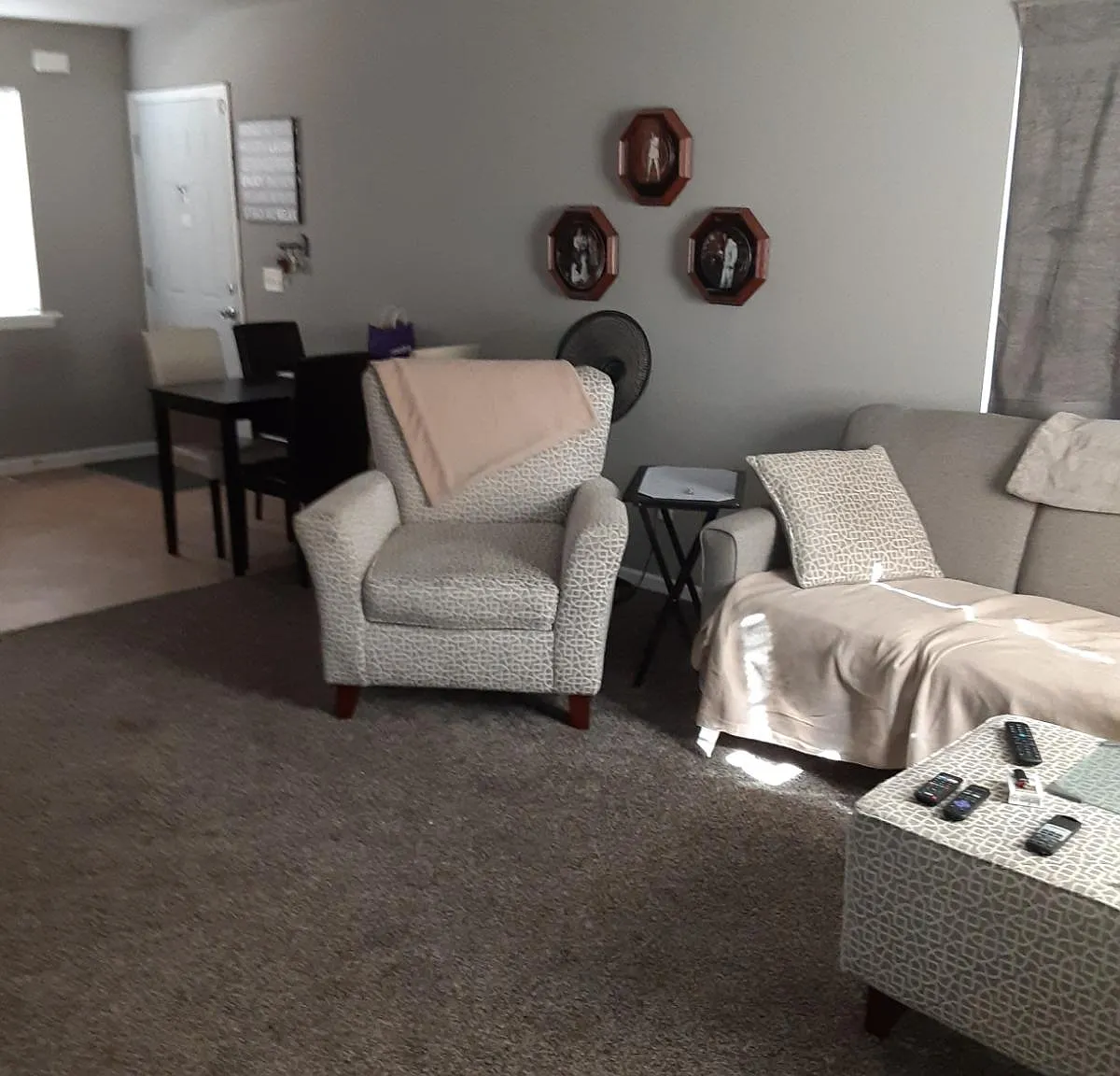 4 bed, 1.5 bath, 1600 sqft, $2,700 — Photo 2
