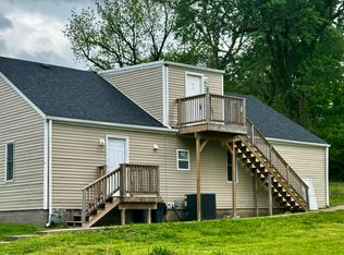 1214 Commercial St, Boonville, MO 65233