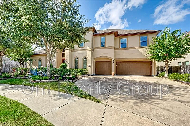 2910 Cotswold Ln