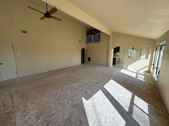 4th image of 1571 Vista Grande Ln
