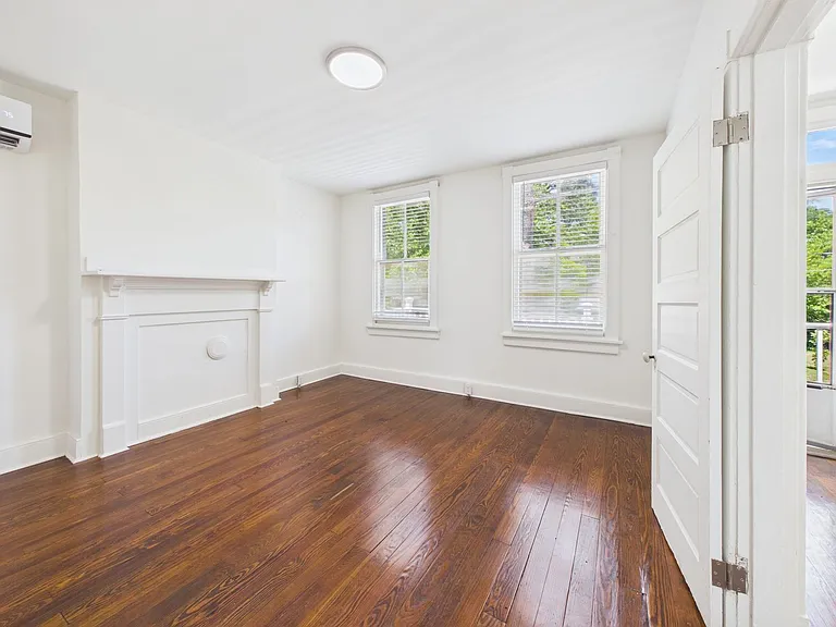 1703 Oakdale Ave #B — Photo 8