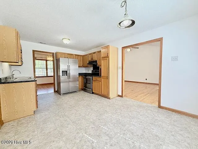 1215 Willow Springs Dr W — Photo 8