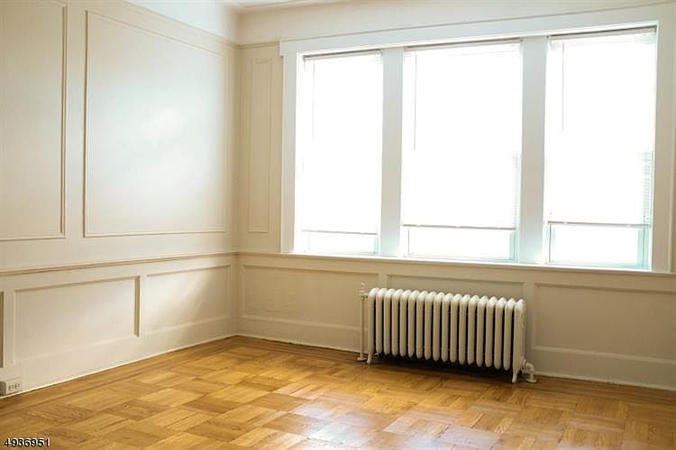 1st image of 11 Seymour St APT 15
